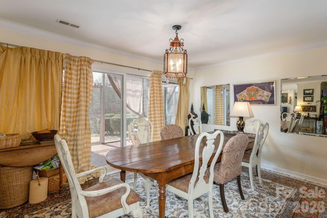 111 BLUFFVIEW Lane, Flat Rock, NC 28731