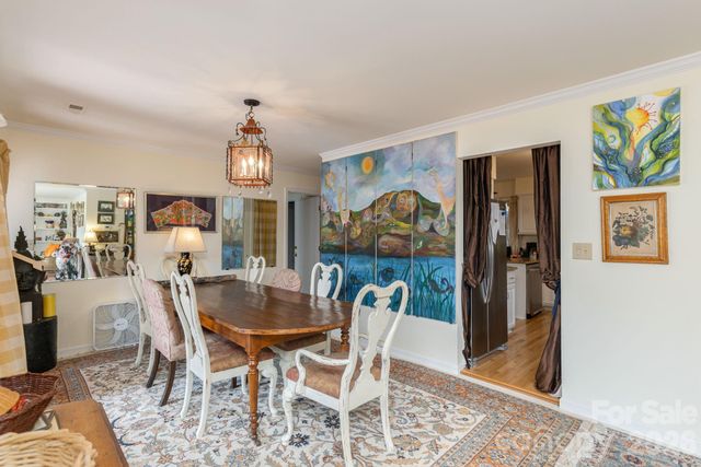 111 BLUFFVIEW Lane, Flat Rock, NC 28731