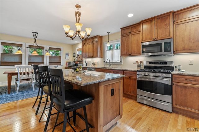 2 1st Street, Marcellus, NY 13108
