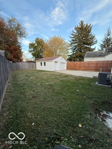 126 Greenacre Drive, Brownsburg, IN 46112