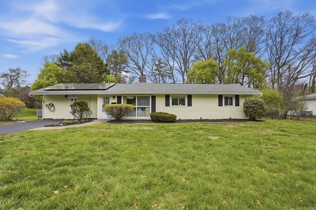 7 Edith Road, Framingham, MA 01701