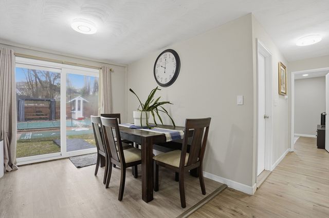 7 Edith Road, Framingham, MA 01701