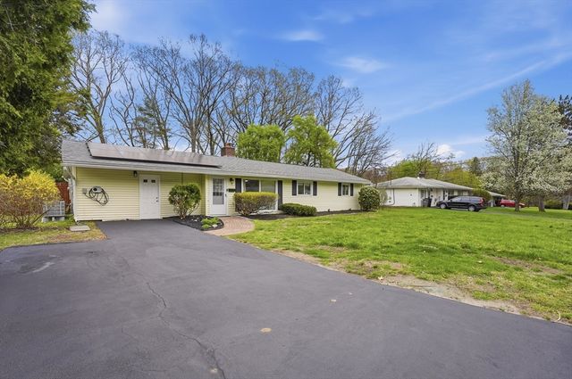 7 Edith Road, Framingham, MA 01701