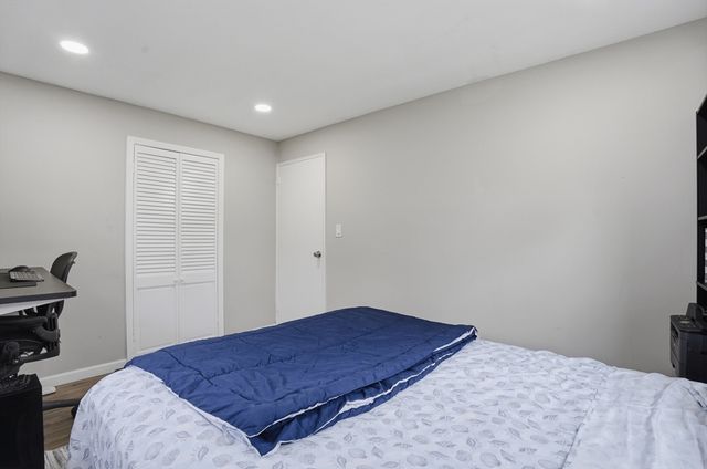 7 Edith Road, Framingham, MA 01701