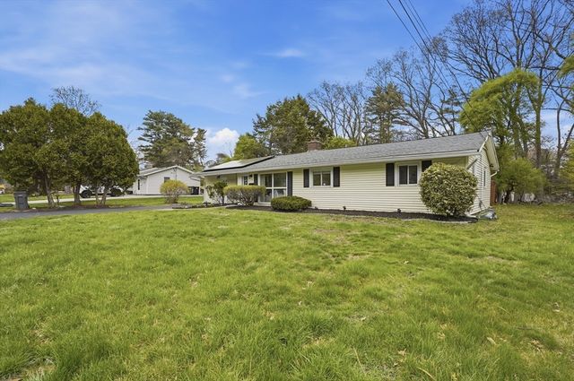 7 Edith Road, Framingham, MA 01701