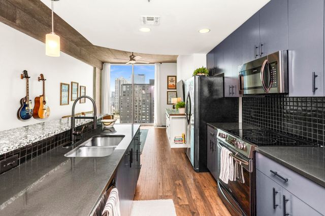 415 Church St Apt 1608, Nashville, TN 37219