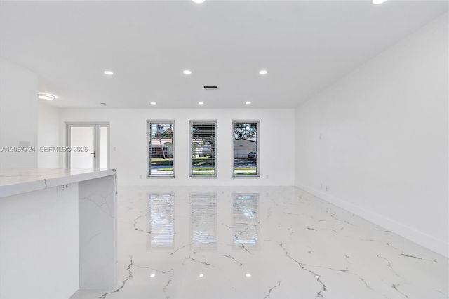 5711 NE 20th Terrace, Fort Lauderdale, FL 33308