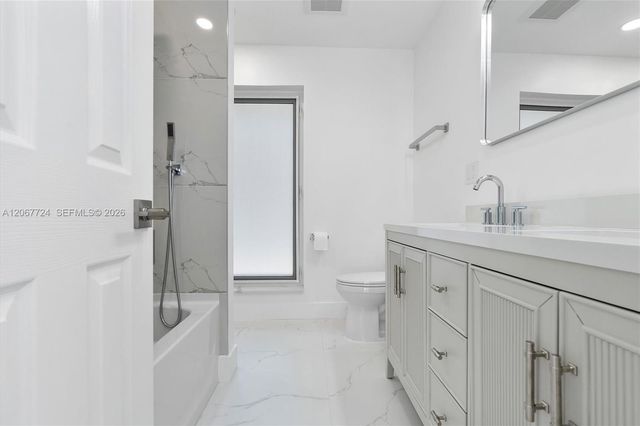 5711 NE 20th Terrace, Fort Lauderdale, FL 33308