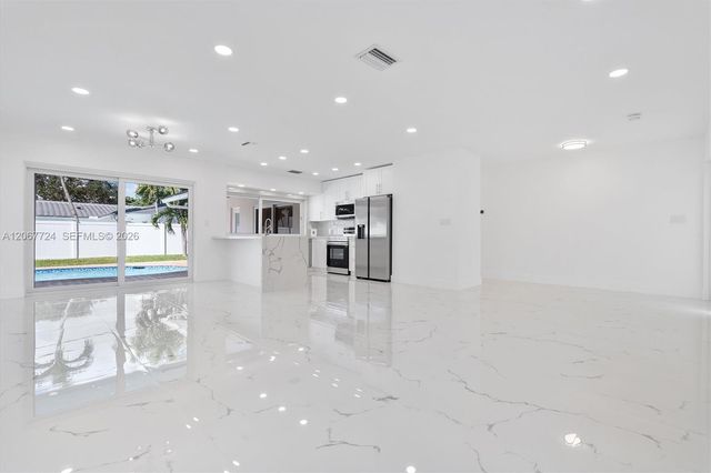 5711 NE 20th Terrace, Fort Lauderdale, FL 33308