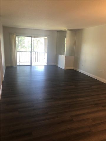 122 LAKEVIEW WAY 122, Oldsmar, FL 34677