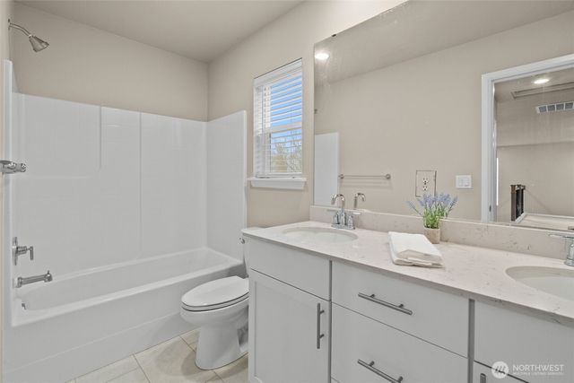 10408 Treasure Drive NW, Silverdale, WA 98383