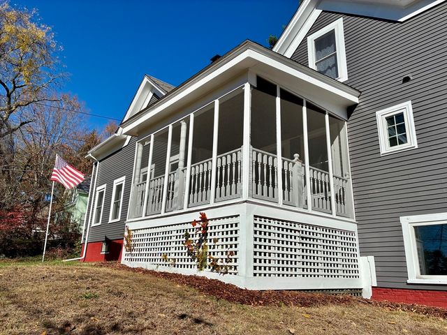 140 Mechanic St, Orange, MA 01364