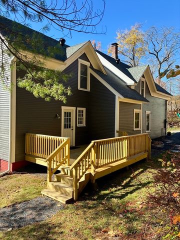 140 Mechanic St, Orange, MA 01364