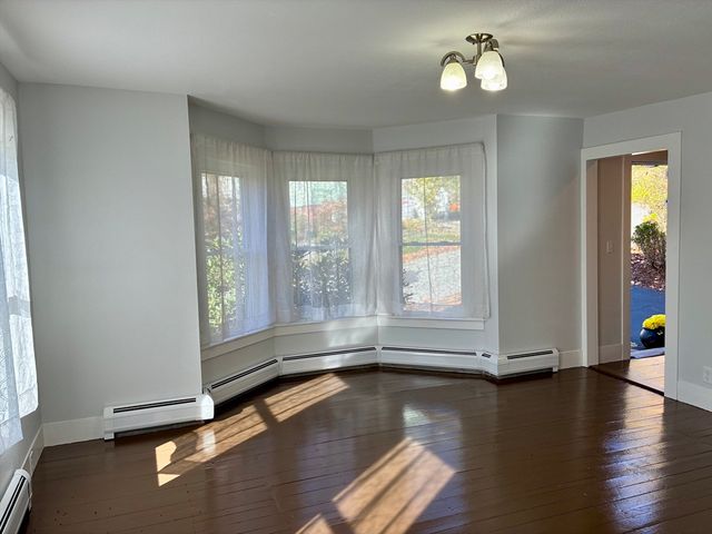 140 Mechanic St, Orange, MA 01364