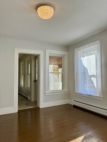 140 Mechanic St, Orange, MA 01364