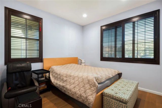 885 E Manresa, Azusa, CA 91702