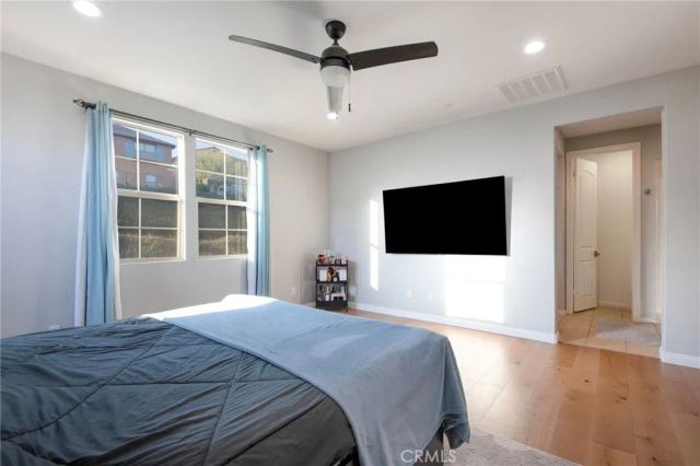 885 E Manresa, Azusa, CA 91702