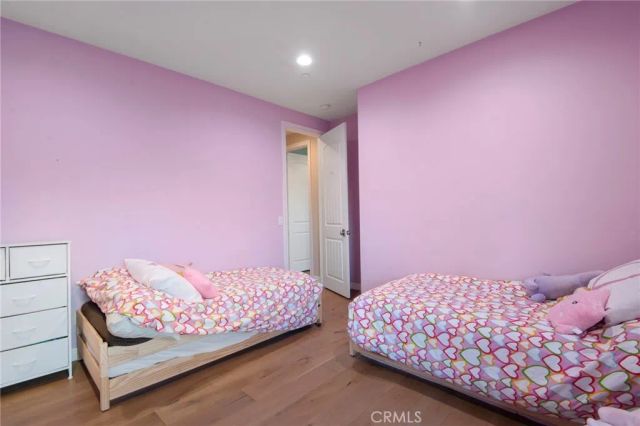 885 E Manresa, Azusa, CA 91702