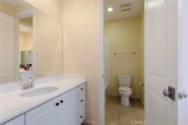 885 E Manresa, Azusa, CA 91702