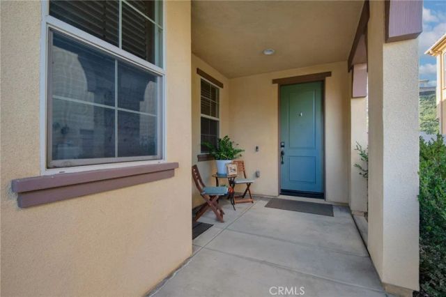 885 E Manresa, Azusa, CA 91702