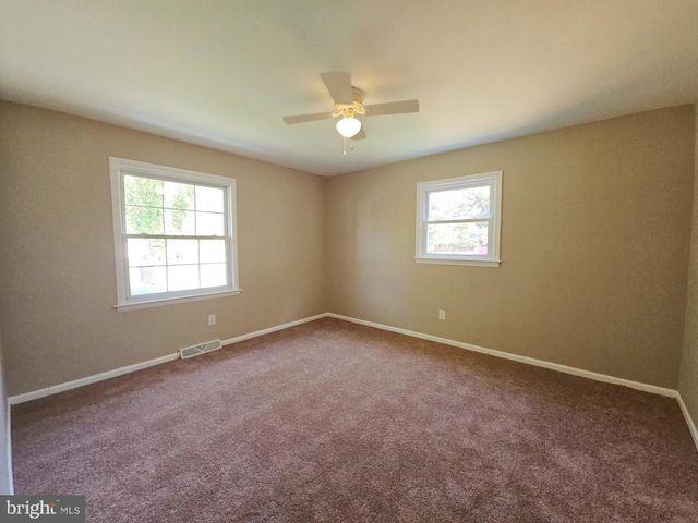107 N GREEN ST, Clayton, NJ 08312