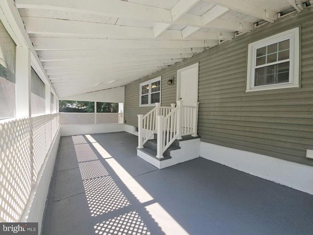 107 N GREEN ST, Clayton, NJ 08312