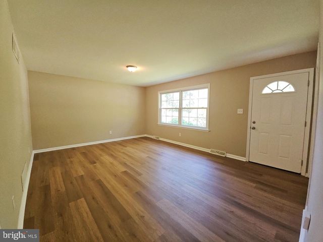 107 N GREEN ST, Clayton, NJ 08312