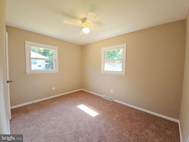 107 N GREEN ST, Clayton, NJ 08312