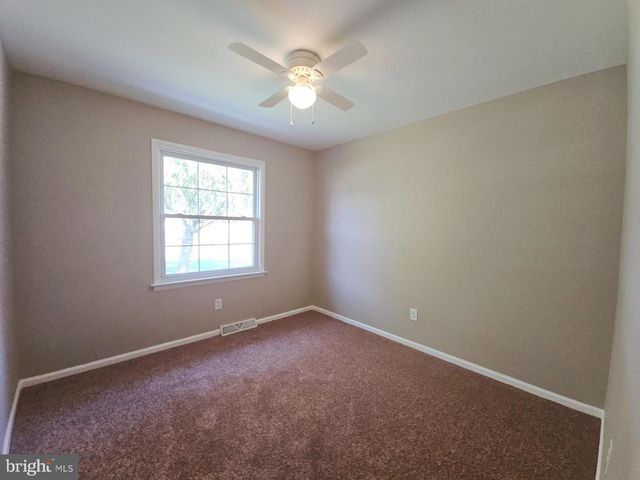 107 N GREEN ST, Clayton, NJ 08312
