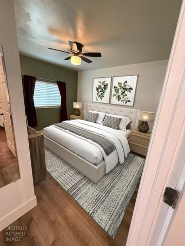 931 Park Ave, Escalon, CA 95320