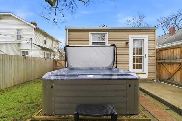 53 E Beechwold Boulevard, Columbus, OH 43214