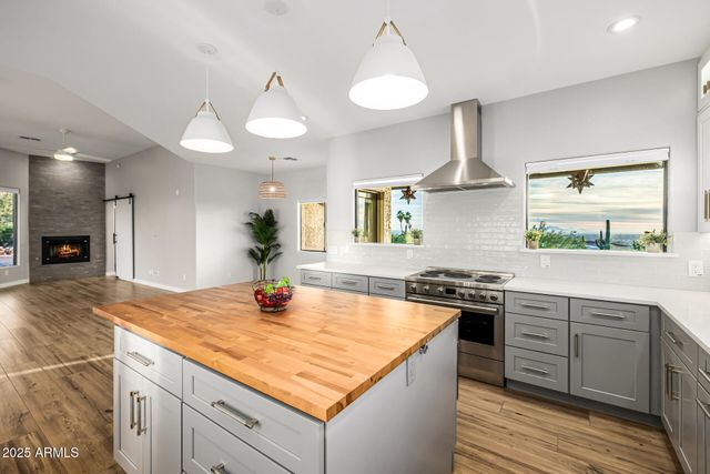 3083 N HERRALA Way, Apache Junction, AZ 85119