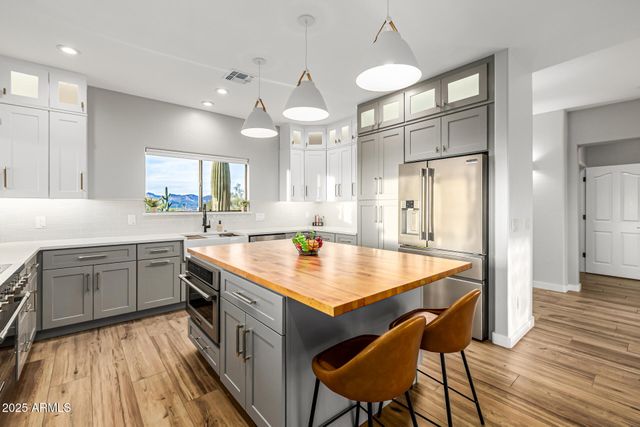 3083 N HERRALA Way, Apache Junction, AZ 85119