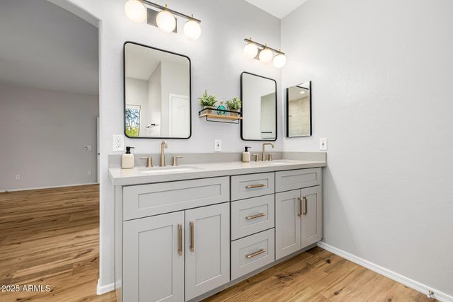 3083 N HERRALA Way, Apache Junction, AZ 85119