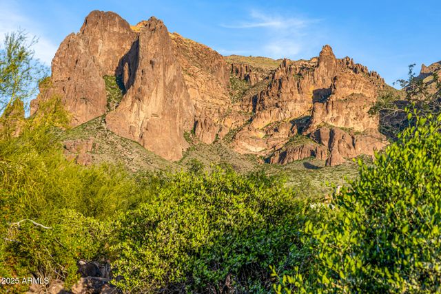 3083 N HERRALA Way, Apache Junction, AZ 85119