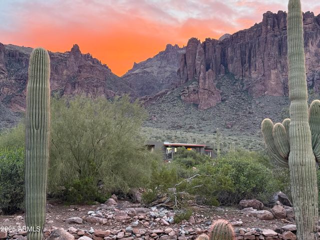 3083 N HERRALA Way, Apache Junction, AZ 85119