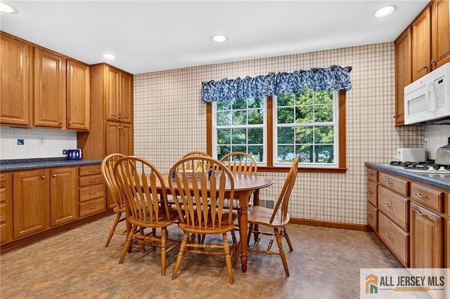 20 Kevin Road, East Brunswick, NJ 08816