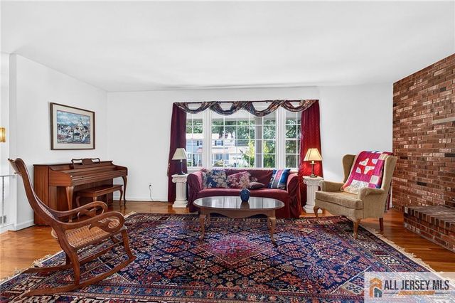 20 Kevin Road, East Brunswick, NJ 08816