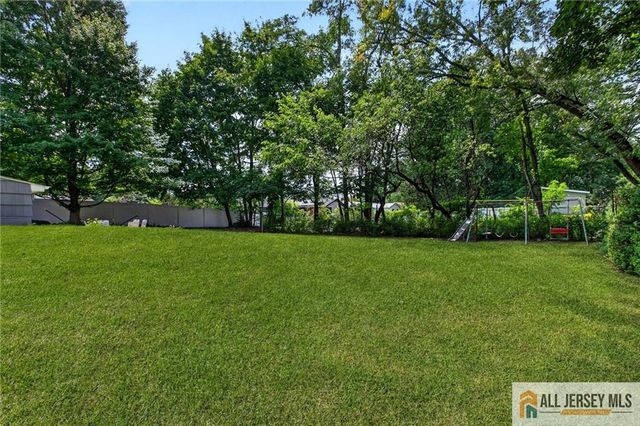 20 Kevin Road, East Brunswick, NJ 08816