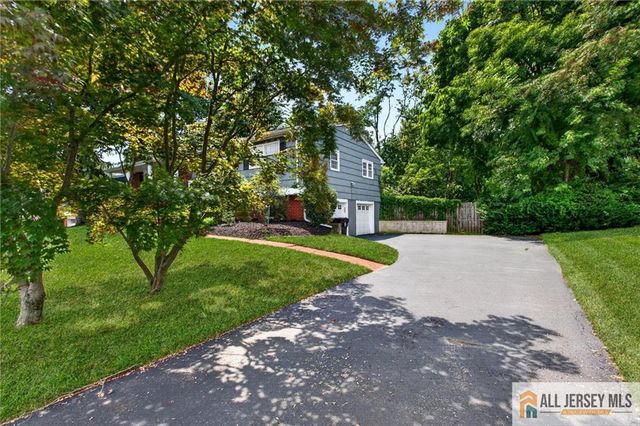 20 Kevin Road, East Brunswick, NJ 08816