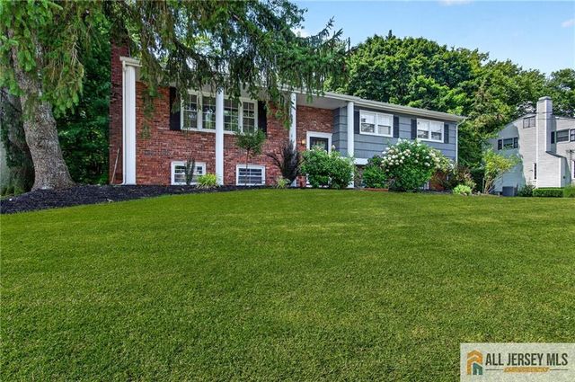 20 Kevin Road, East Brunswick, NJ 08816