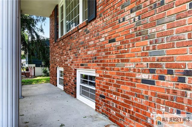 20 Kevin Road, East Brunswick, NJ 08816