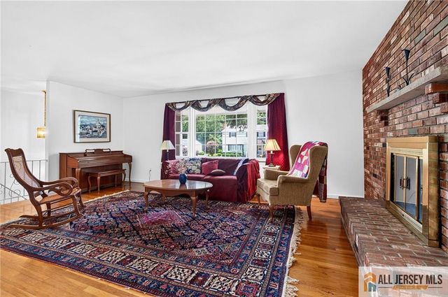 20 Kevin Road, East Brunswick, NJ 08816