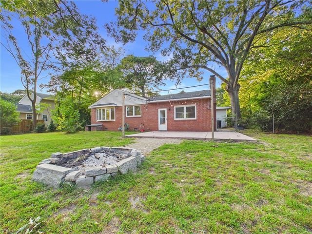 1740 Jack Frost RD, Virginia Beach, VA 23455