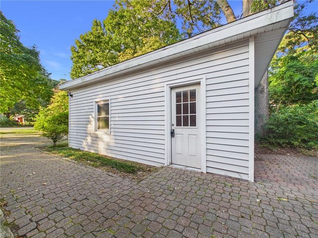 1740 Jack Frost RD, Virginia Beach, VA 23455