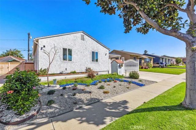 1655 W 110th, Los Angeles, CA 90047