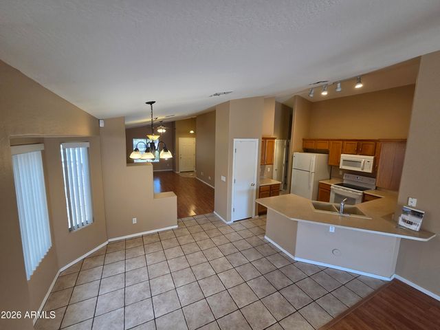 14015 W CORNERSTONE Trail W, Surprise, AZ 85374