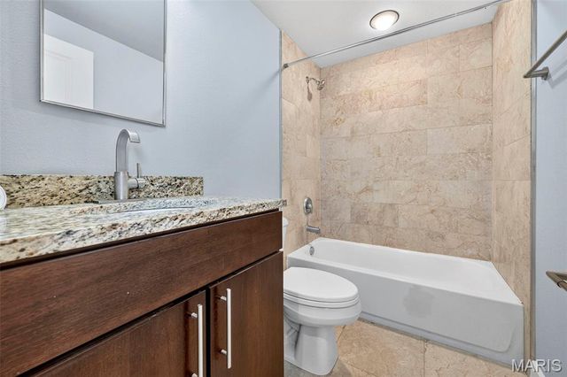 5631 Pershing Avenue 31, St Louis, MO 63112
