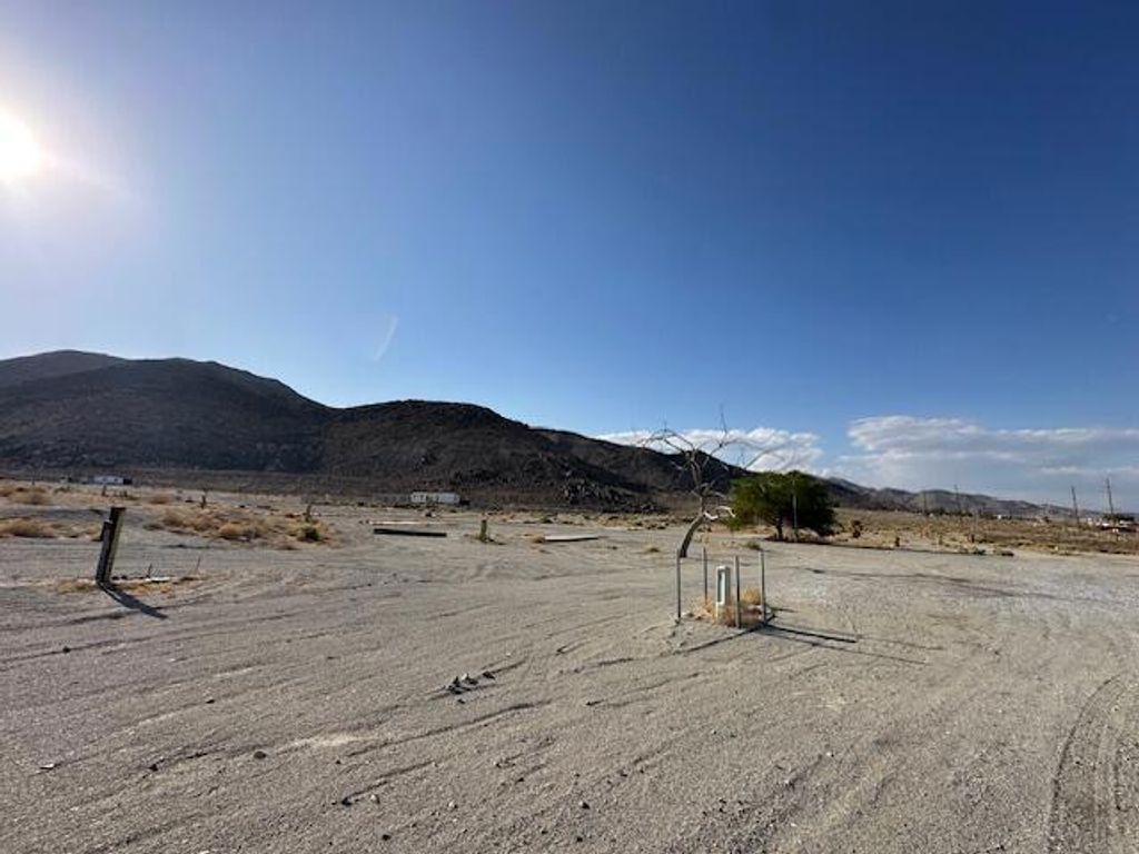 Image 22 of property listing at 81898 Trona Road, Trona, CA 93562