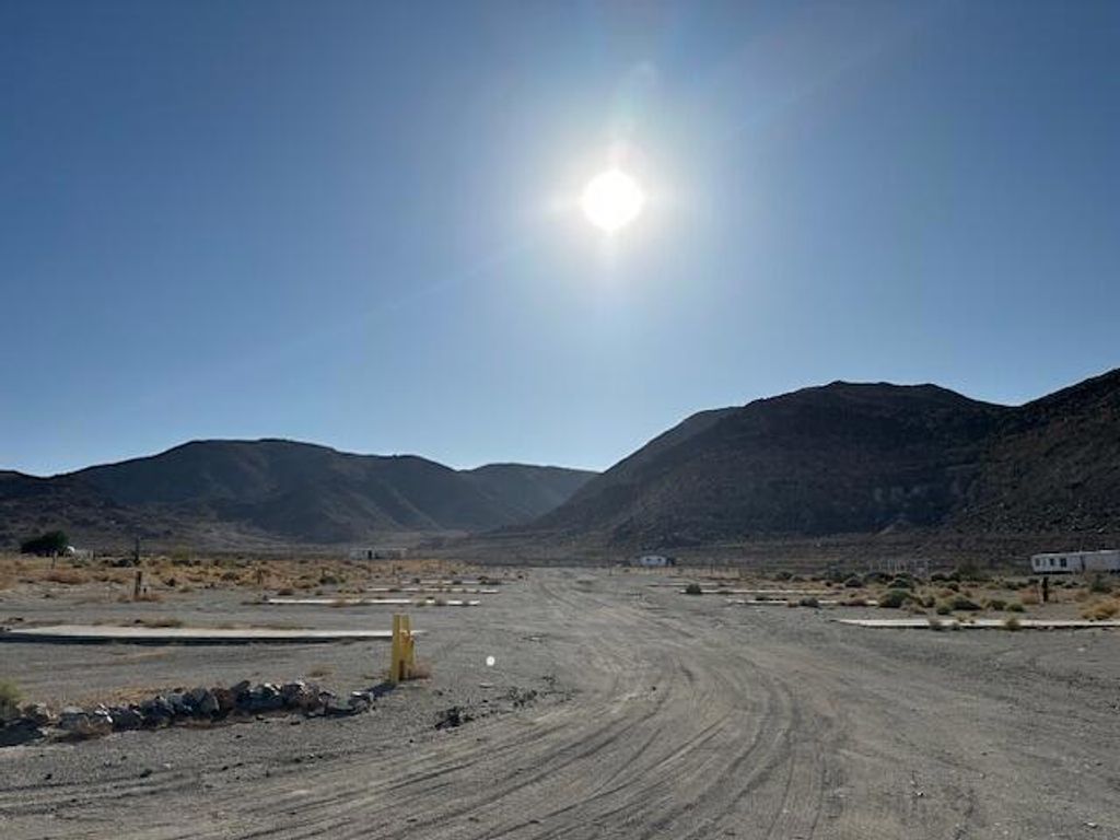 Image 7 of property listing at 81898 Trona Road, Trona, CA 93562